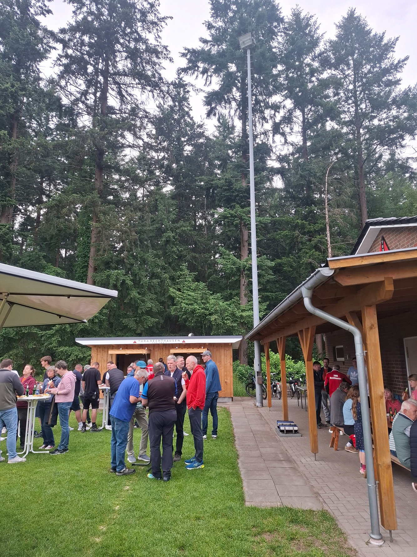 Ehrenamtsfeier 2026 Gruppenbild mit Personen am Tisch